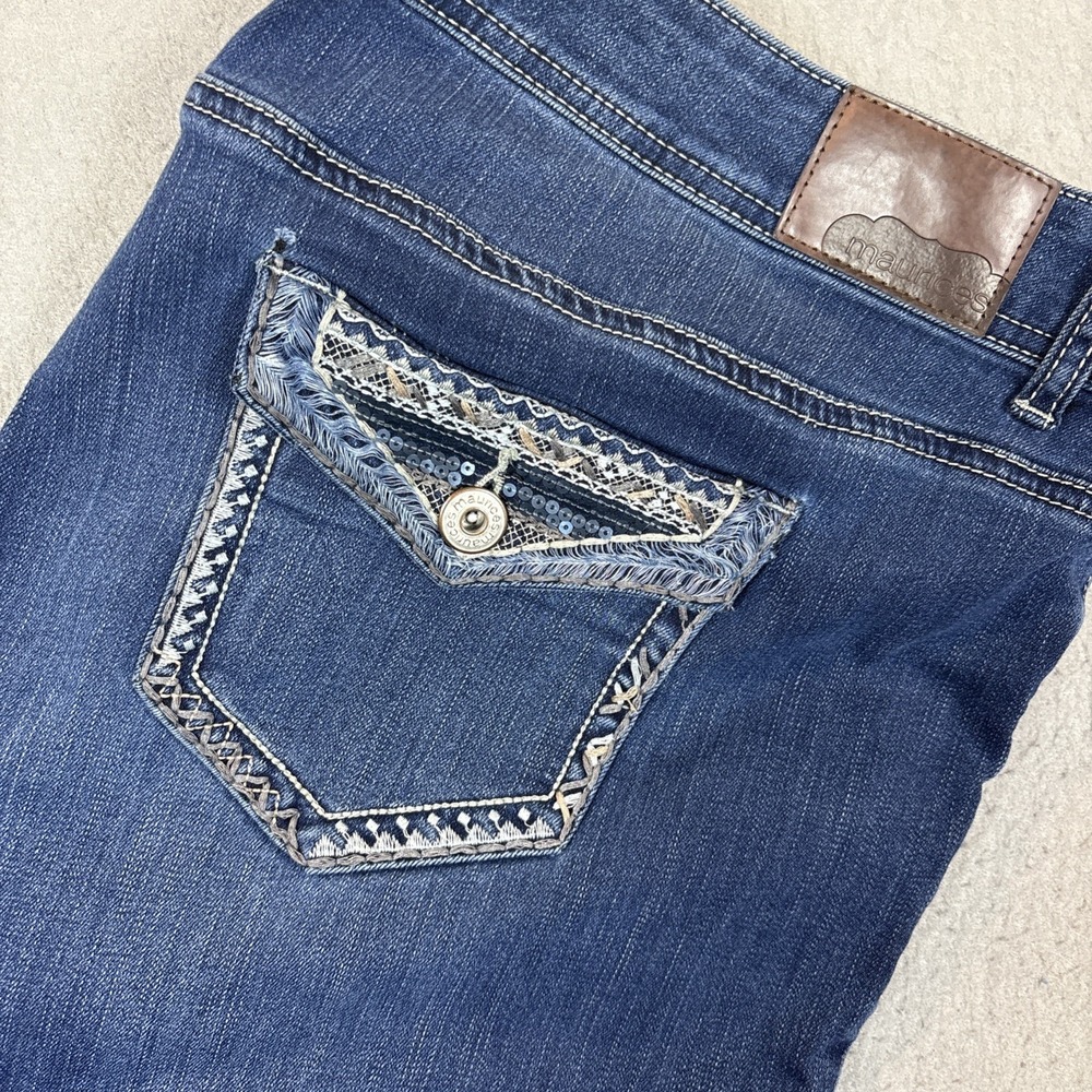 Maurices Embellished Flap Pocket Tapered Jean Women Denim Size 24R